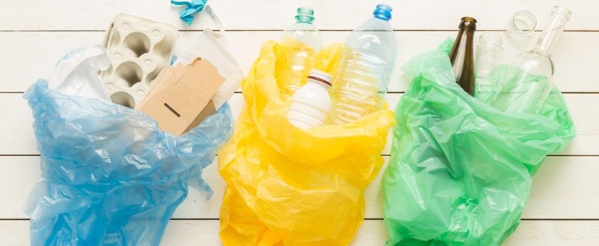 Come riorganizzare le tue buste di plastica: il trucchetto